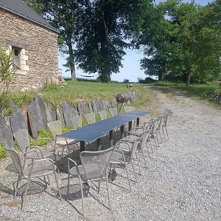 Gite Oust Au Lit Saint-Vincent-sur-Oust Exteriér fotografie