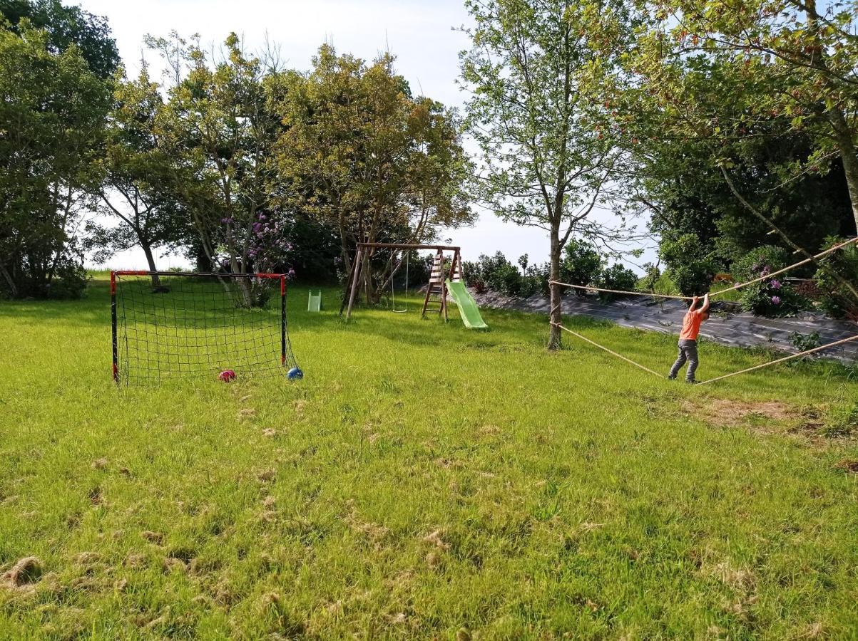 Gite Oust Au Lit Saint-Vincent-sur-Oust Exteriér fotografie