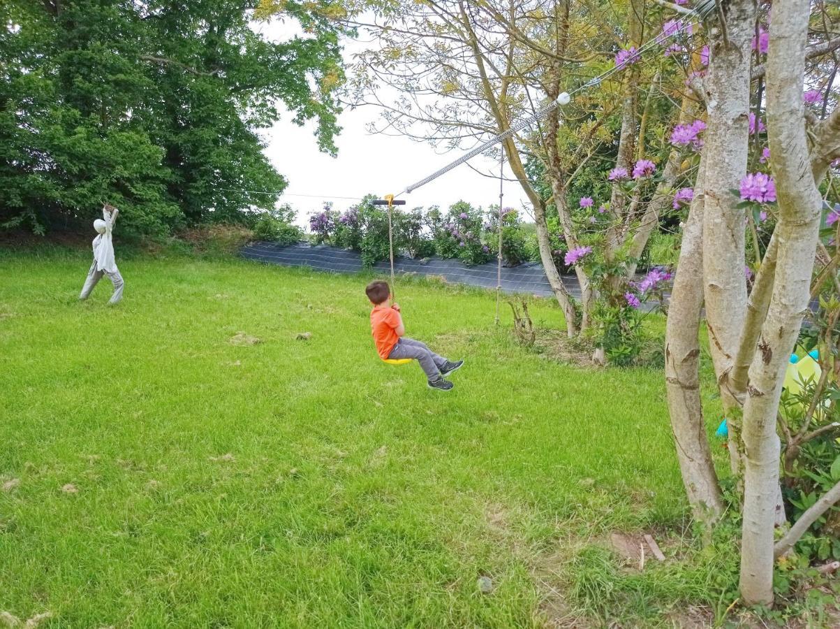 Gite Oust Au Lit Saint-Vincent-sur-Oust Exteriér fotografie